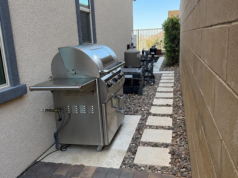12379 Aster Hills Ave — Photo 41