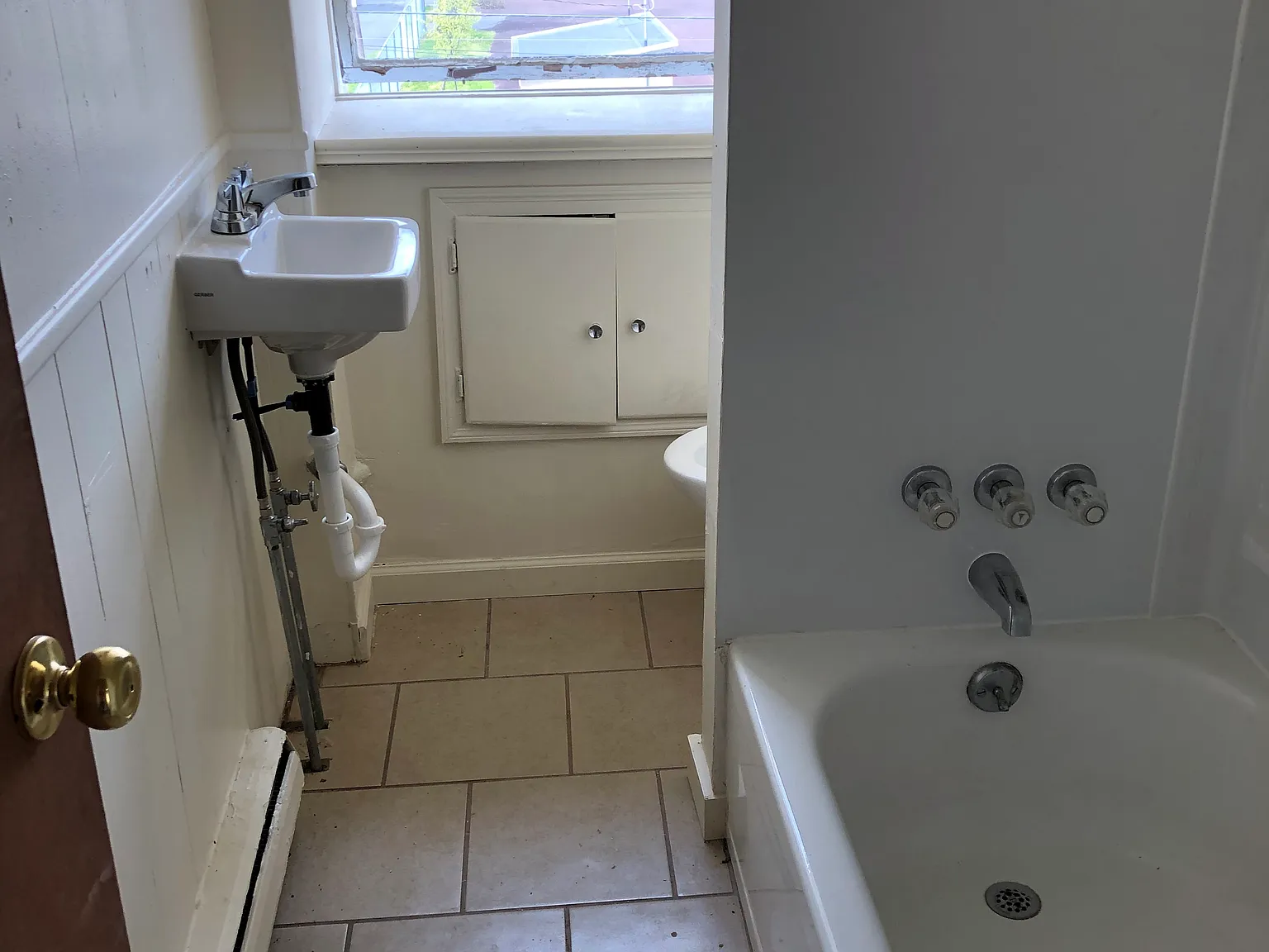 1 bed, $1,100 — Photo 3