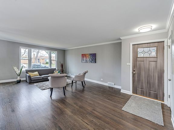 5th image of 8430 Kimball Ave