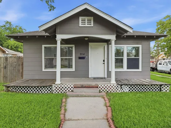 204 W Murrill St, Baytown, TX 77520