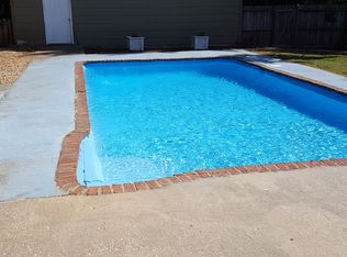 36 Oak St W, Alexander City, AL 35010