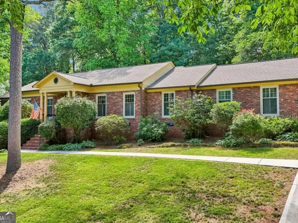 1067 Hess Dr, Avondale Estates, GA 30002