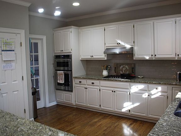 Gas cooktop & wall oven