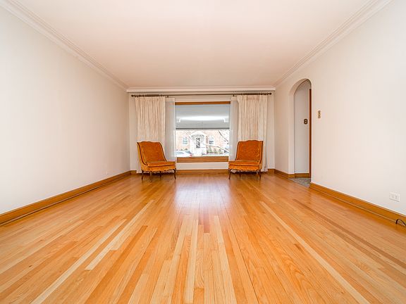4th image of 9627 S Millard Ave