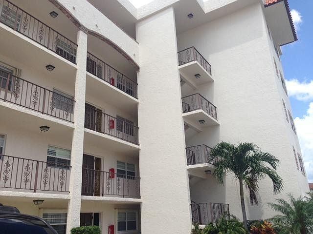 1st image of 21 Yacht Club Dr APT 402