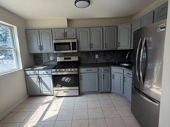 2nd image of 70 Elm St Floor 2
