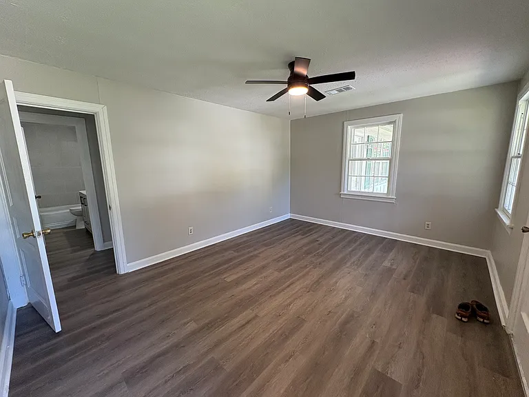 903 Chickasaw Trl — Photo 5