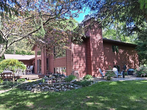 4th image of 8600 Decathelon Dr