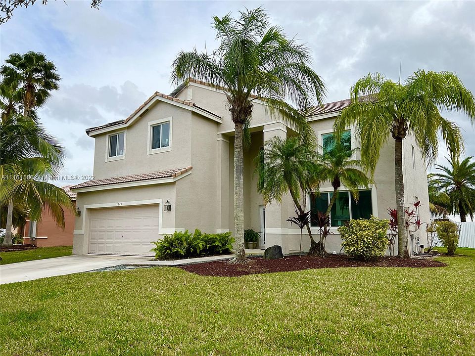 1st image of 1225 Falls Blvd