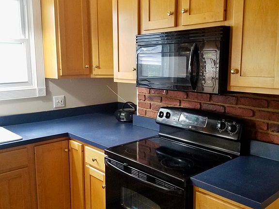 5th image of 503 E Barbee Ave
