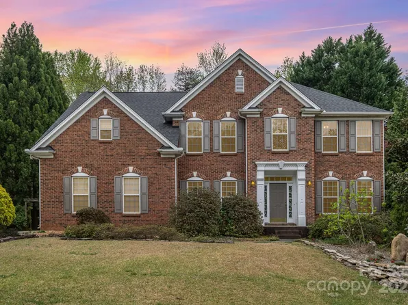 2620 Shady Reach Ln, Charlotte, NC 28214