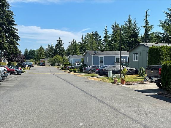 Street view! This is a nice complex
