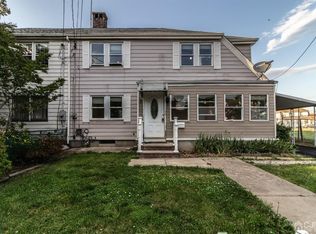 2 Washington Ave, Carteret, NJ 07008