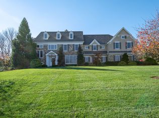 18 Highlands Ln, Malvern, PA 19355