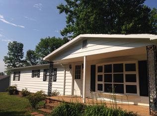 3509 Dearborn Rd, Evington, VA 24550