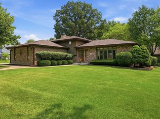 800 Ravinia Dr, Shorewood, IL 60404