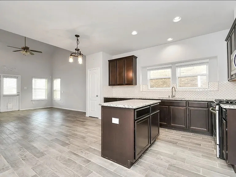 3543 Sunlight Springs St #1 — Photo 4