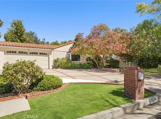 5220 Collier Pl, Woodland Hills, CA 91364