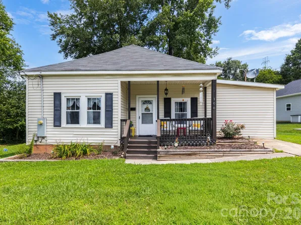 108 Richland St, Clover, SC 29710