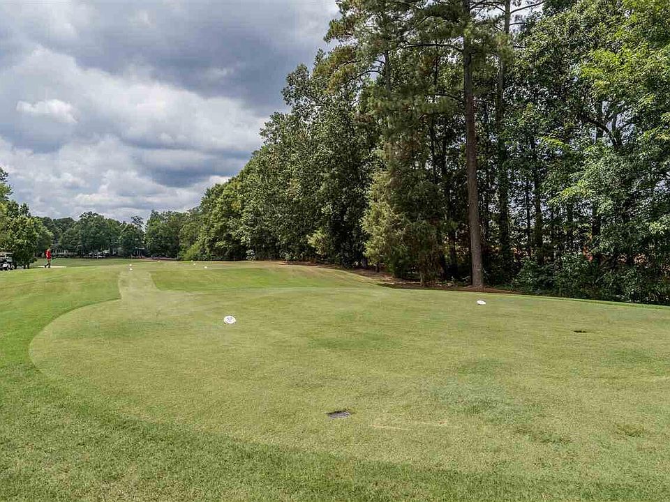 2nd image of 323 Hogans Valley Way