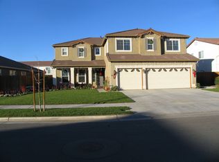 6122 W Babcock Ct, Visalia, CA