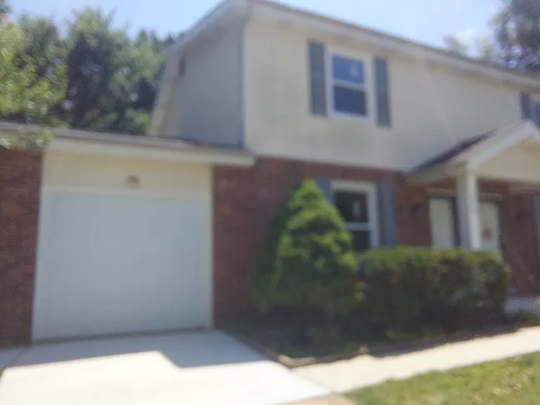 278 Wolfner Dr — Photo 3