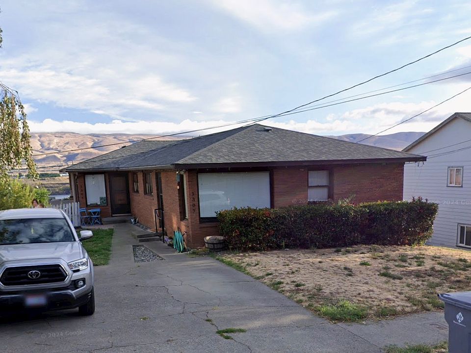 1st image of 1305 E 11th St #1307