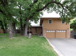 2804 N McMillan Ave, Bethany, OK 73008