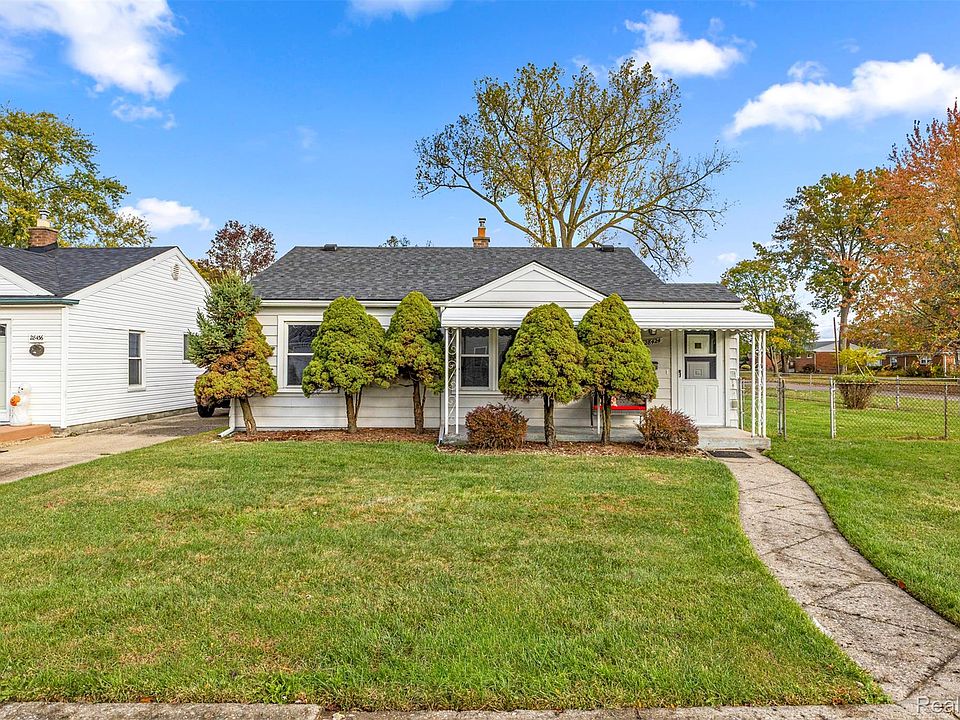 1st image of 28424 Elmwood St