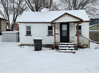 5508 SW 8th St, Des Moines, IA 50315