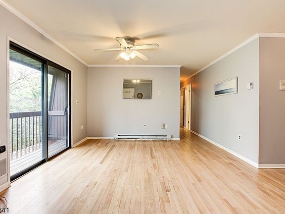 4th image of 710 Mill St #17