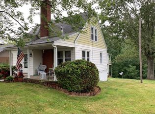 212 Crescent Rd, Beckley, WV 25801