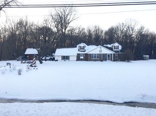 13533 Briar Hill Rd, Carleton, MI 48117