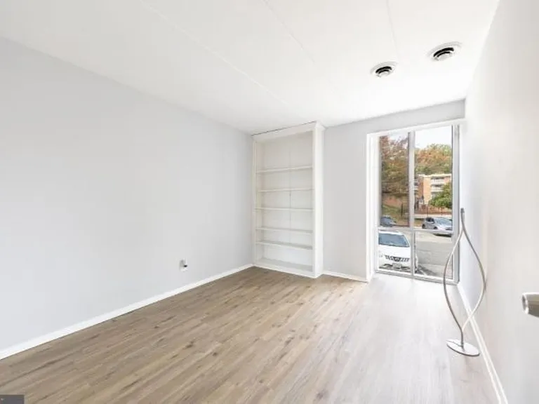 5705 Indian Ct #22 — Photo 16