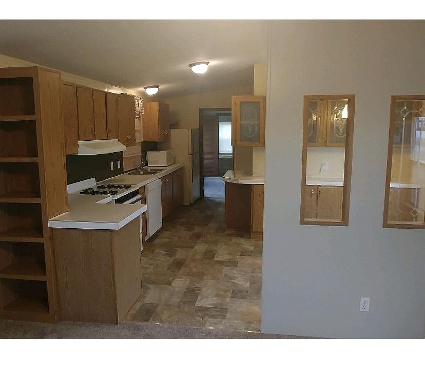 1st image of 212 Diamond Dr