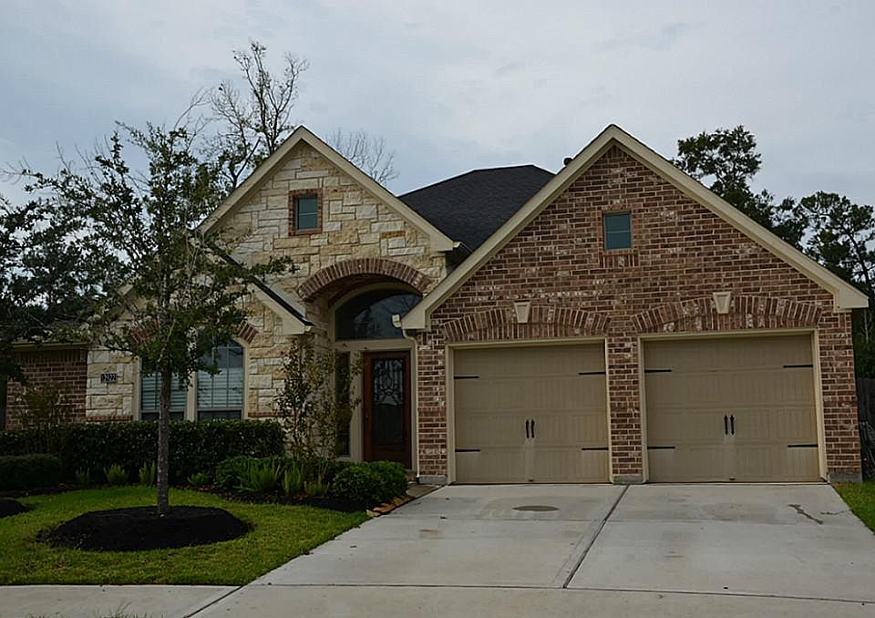 Beautiful stone and brick elevation