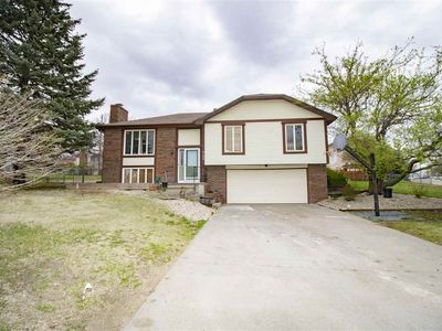 800 Rockledge Dr, Junction City, KS, 66441