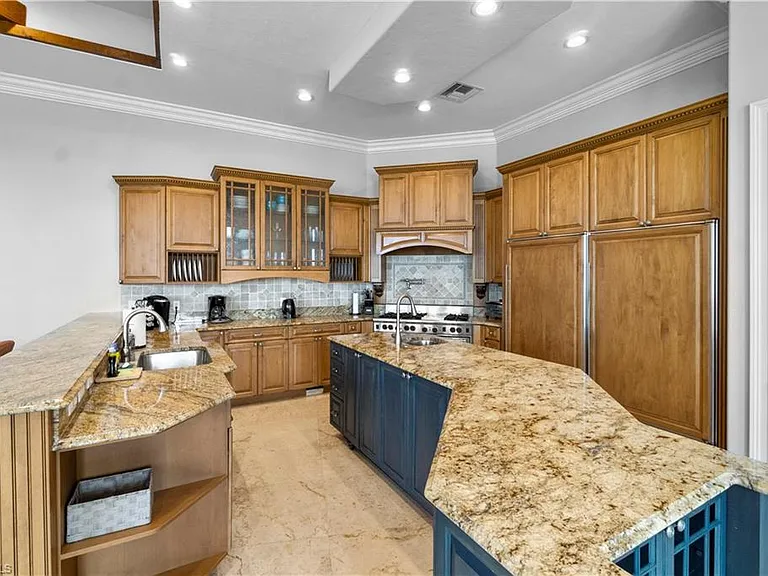 1080 Old Marco Ln — Photo 8