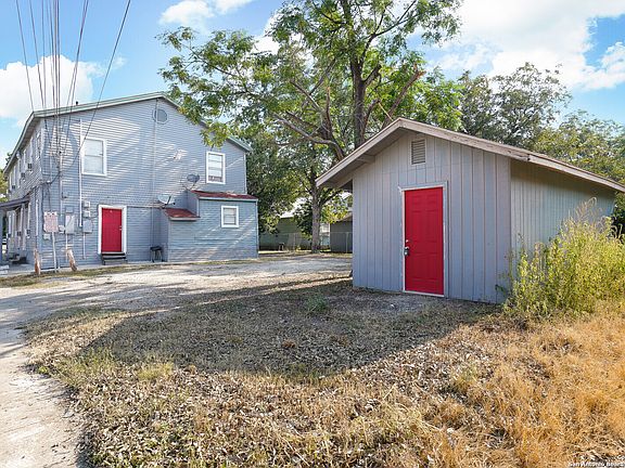 3rd image of 3118 W Gerald Ave