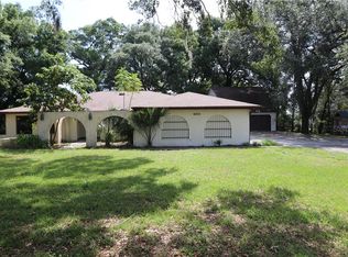 6200 12th St, Zephyrhills, FL 33542