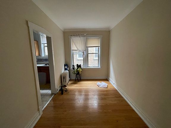 4th image of 1029 W North Shore Ave #1031-2N