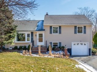 3 Bedford Pl, Morristown, NJ 07960