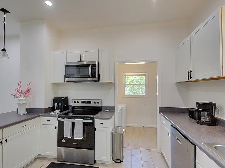 534 Wofford St — Photo 6