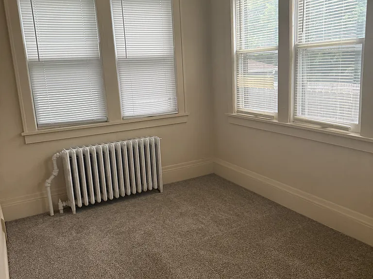 694 Sims Ave E #1 — Photo 6