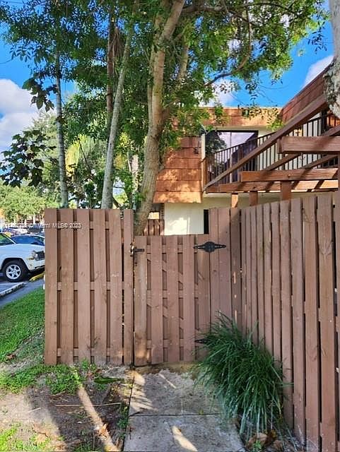 1st image of 8212 S Coral Cres #8212