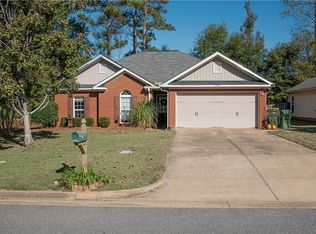 2708 Hughston Ln, Opelika, AL 36801