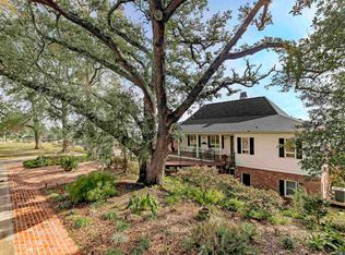 2043 False River Dr, New Roads, LA 70760