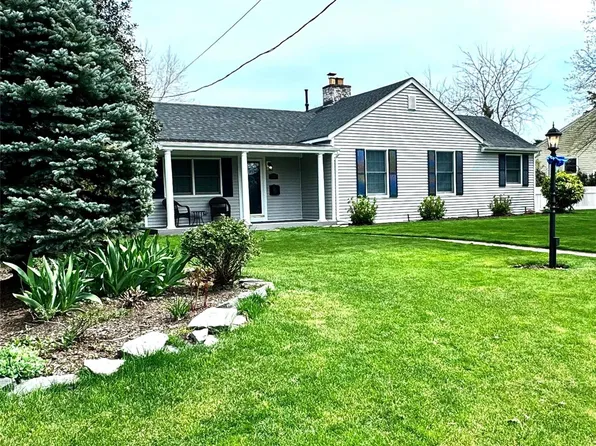 130 Bay Drive, Massapequa, NY 11758