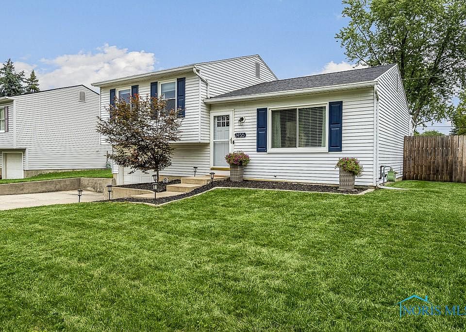1st image of 2455 Bedford Ln