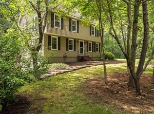 4 Owl Rd, Londonderry, NH 03053